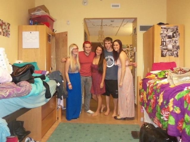 Hover Hand (44 pics)