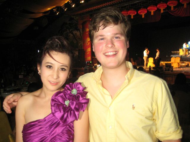 Hover Hand (44 pics)