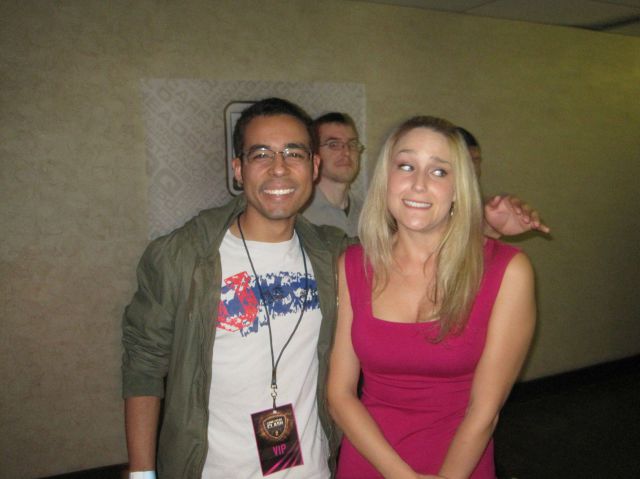 Hover Hand (44 pics)