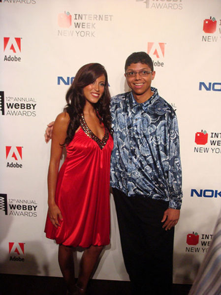Hover Hand (44 pics)