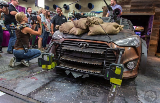 Anti-Zombie Car (19 pics)