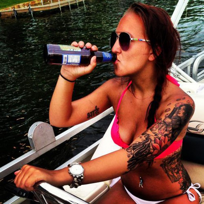 Girls With Tattoos (36 pics)