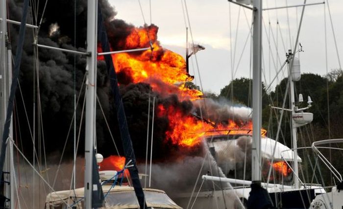 A Multi-Million-Dollar Superyacht Caught Fire (5 pics)