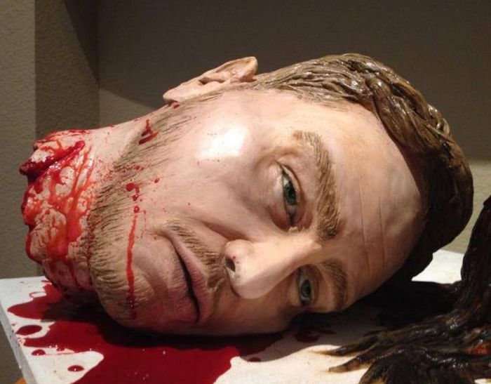 The Most Gruesome Wedding Cake (7 pics)