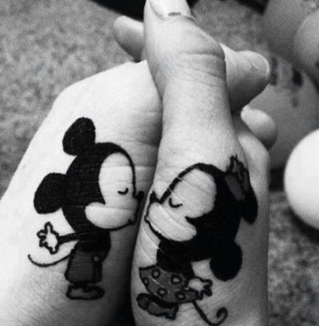 Disney Tattoos (35 pics)