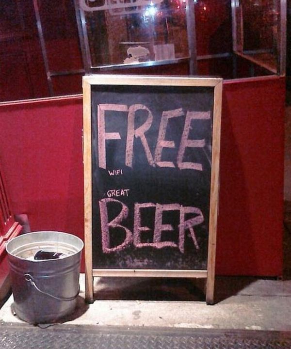 Funny Bar Photos (23 pics)