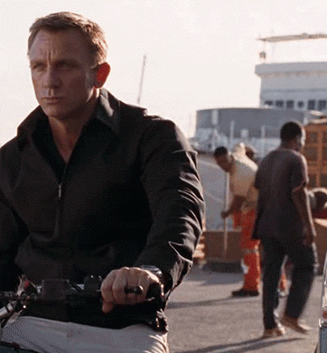 Background Actor Fails (17 gifs)