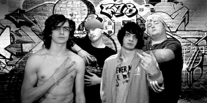 Awkward Band Photos (22 pics)