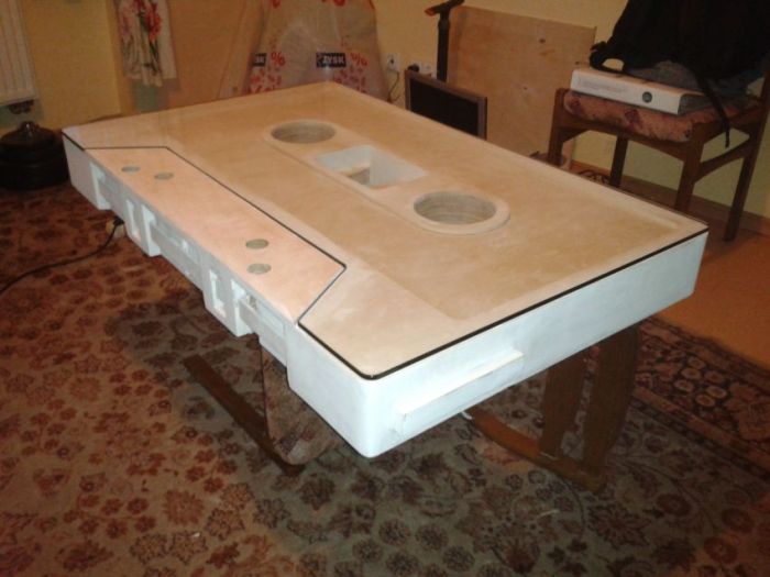 Audio Cassette Coffee Table (21 pics)