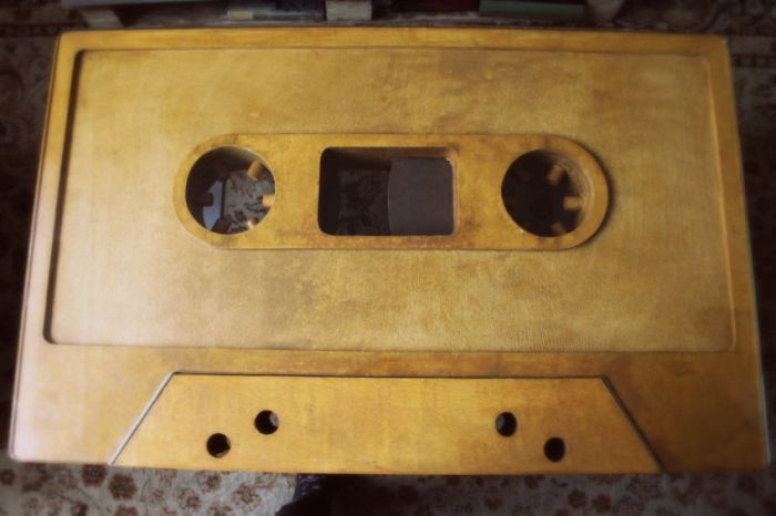 Audio Cassette Coffee Table (21 pics)
