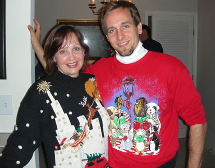 Ugly Sweaters (28 pics)