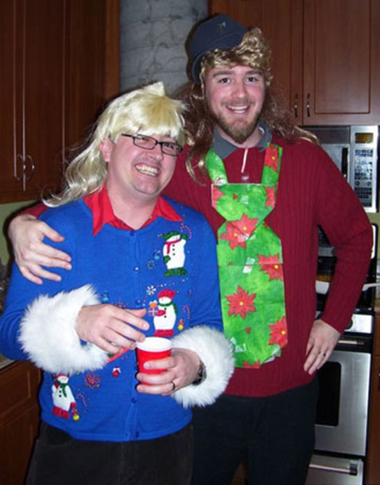 Ugly Sweaters (28 pics)