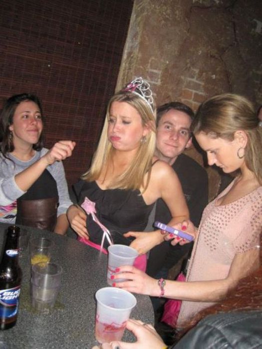 It Happens When You Drink Too Much (52 pics)