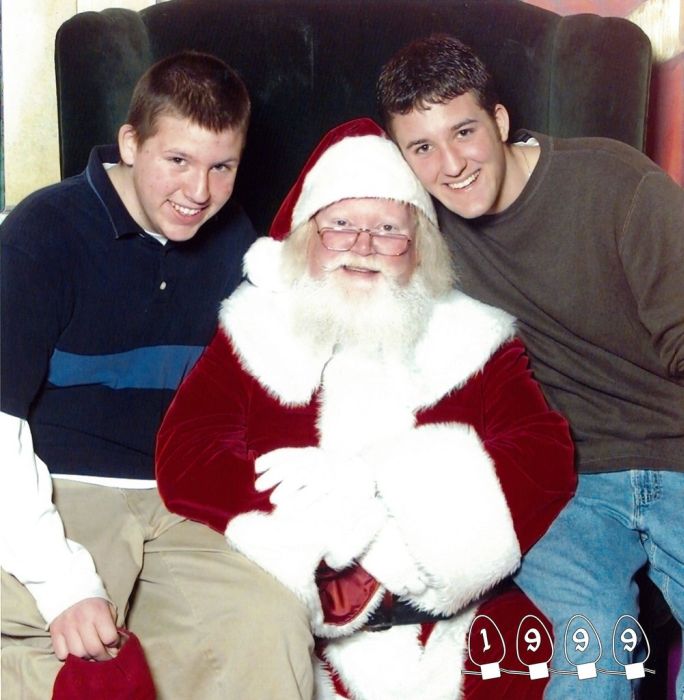 Annual Santa Photo, 1980-2013 (34 pics)