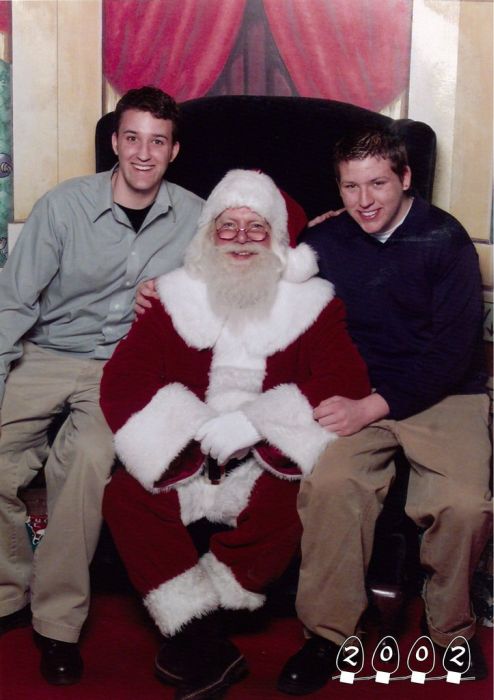 Annual Santa Photo, 1980-2013 (34 pics)