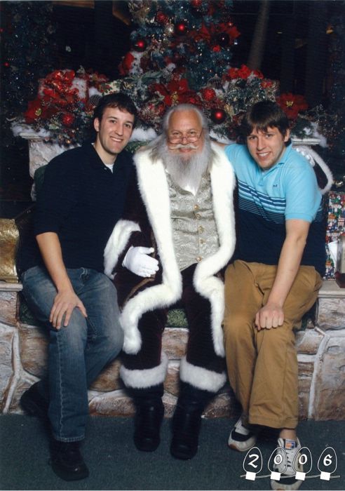 Annual Santa Photo, 1980-2013 (34 pics)
