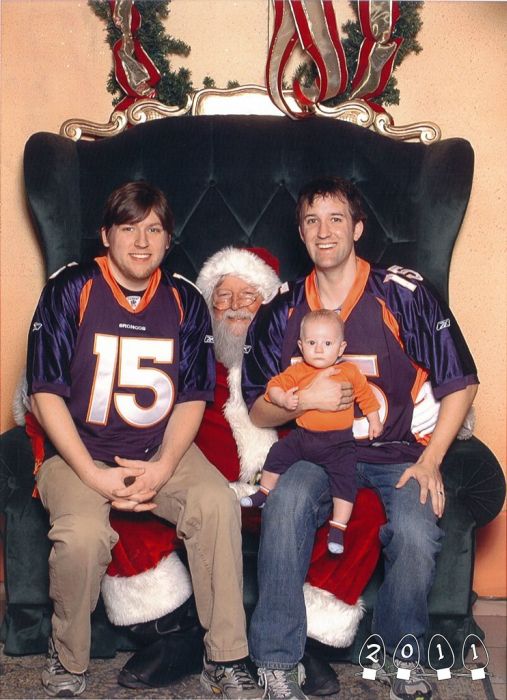 Annual Santa Photo, 1980-2013 (34 pics)