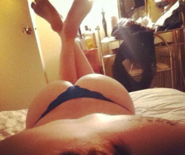 Beautiful Girls Bare Back (38 pics)