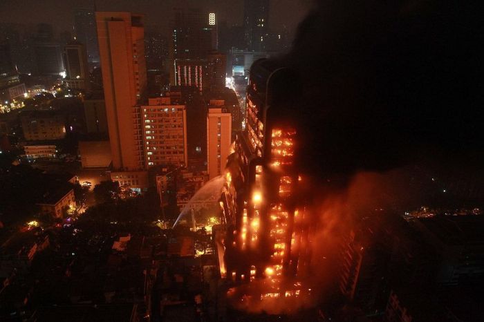 High-Rise Building Fire in Guangzhou, China (12 pics + video)