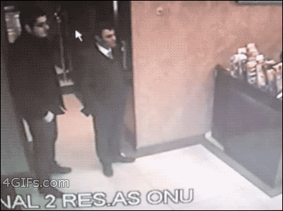 The Funniest GIFs of the Year (32 gifs)