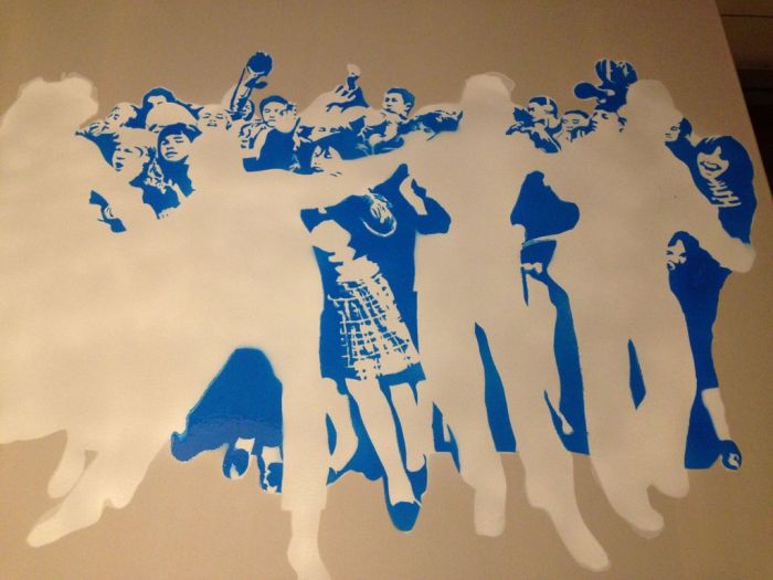 Iconic Photo Adapted into Stencils (23 pics)