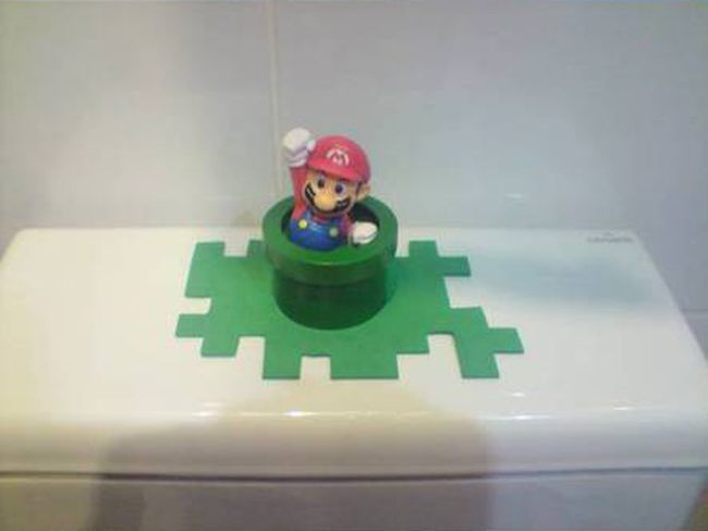How to Use a Super Mario Toy (9 pics)