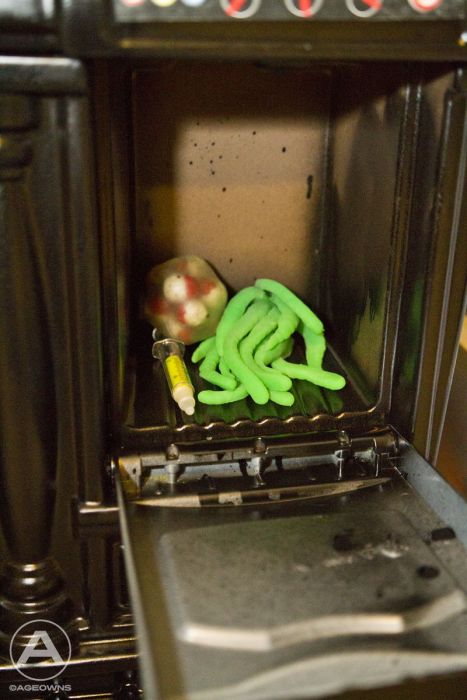 DIY Secret Lab (21 pics)