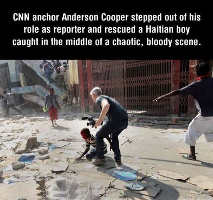 Anderson Cooper Rescues a Kid (3 pics)