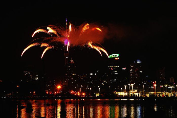 New Year’s Eve Fireworks (36 pics)