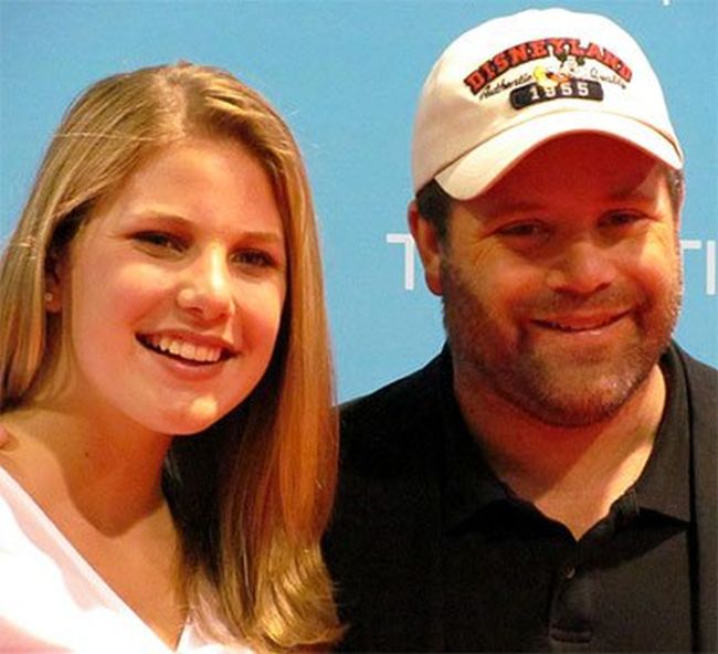 Sean Astin's Daughter Then and Now (3 pics)