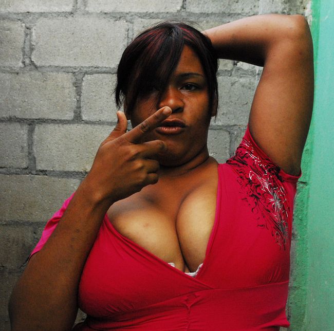 Dominican Prostitutes (33 pics) .