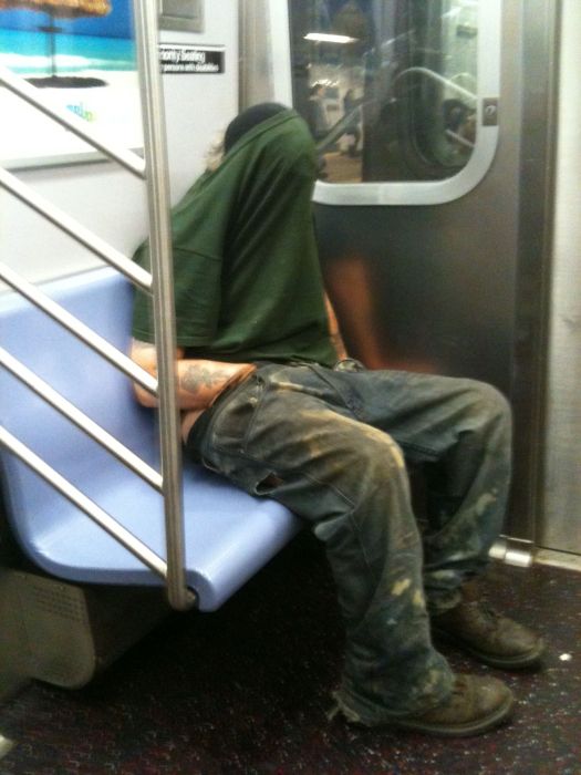 Funny People of Public Transport (49 pics)