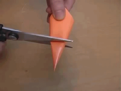 Simple Tricks to Surprise Your Friends (6 gifs)