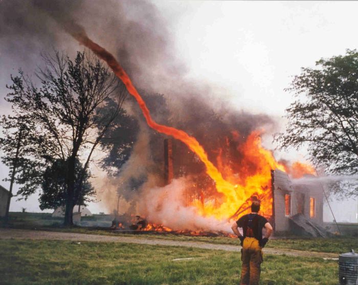Destructions (25 pics)