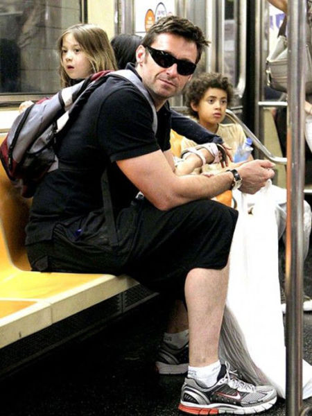 Celebrities on the Subway (35 pics)