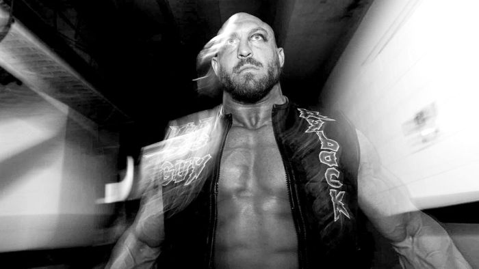 WWE Backstage Photos (22 pics)