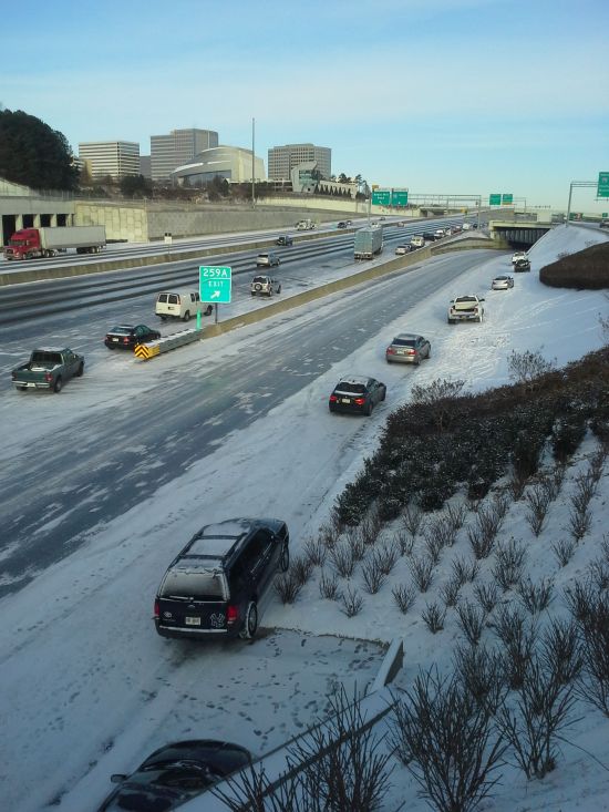 Atlanta Snow Traffic (17 pics)