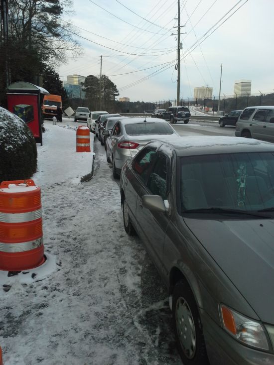 Atlanta Snow Traffic (17 pics)