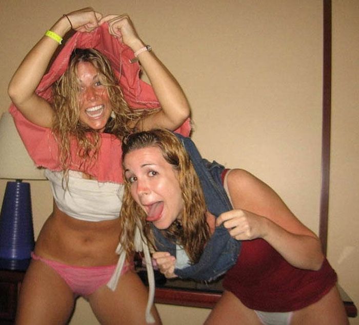 When Girls Get Crazy (52 pics)