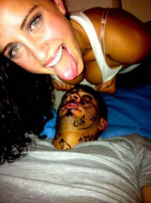 When Girls Get Crazy (52 pics)