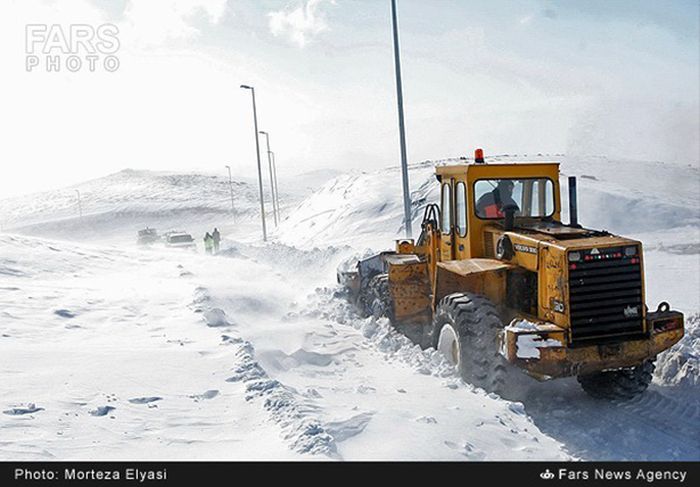 Snowstorm in Iran (45 pics)