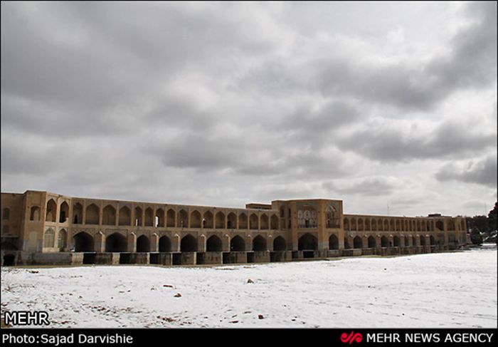 Snowstorm in Iran (45 pics)