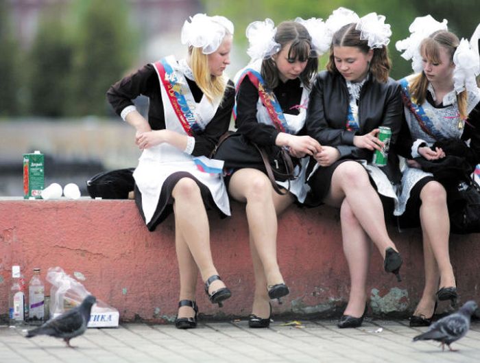 Russian High School Graduates (36 pics)