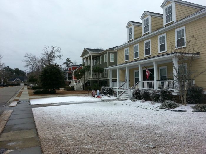 A Little Girl Desperately Wanted Snow in South Carolina (6 pics)