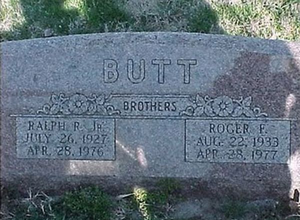 Tombstones With a Sense of Humor (15 pics)