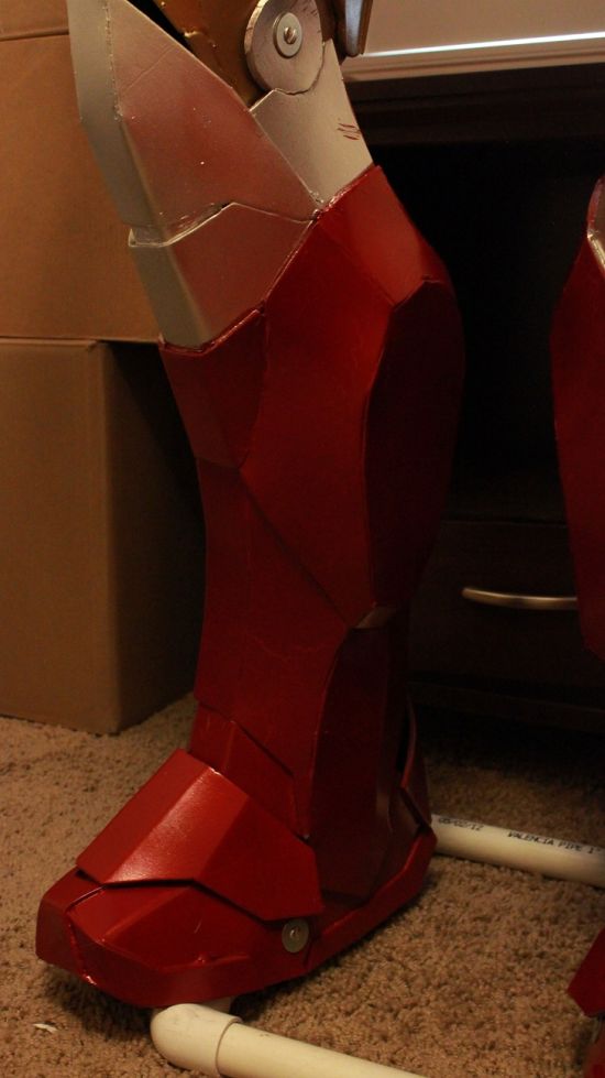 DIY Iron Man Costume (15 pics)