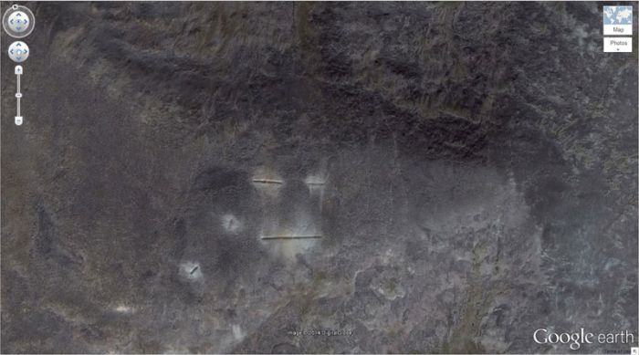 Amazing Finds on Google Earth (50 pics)