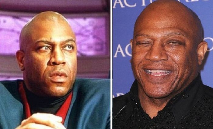 The Fifth Element Then and Now (13 pics)