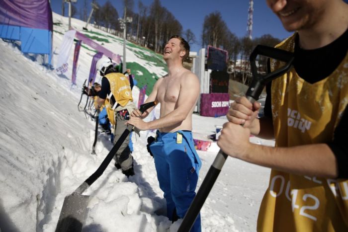 The Warmest Winter Olympics Ever (24 pics)
