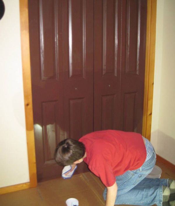 Closet Door Painting (7 pics)